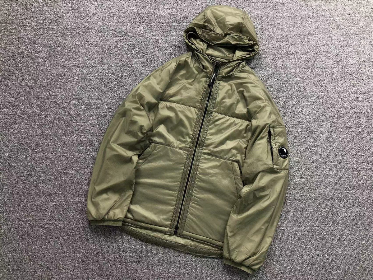 Veste légère à capuche kaki pour homme
