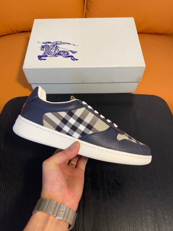 Baskets blanches à carreaux pour homme