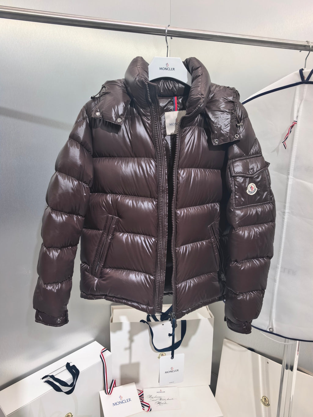 Doudoune bordeaux brillante pour homme