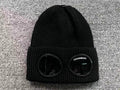 Bonnet noir à lunettes