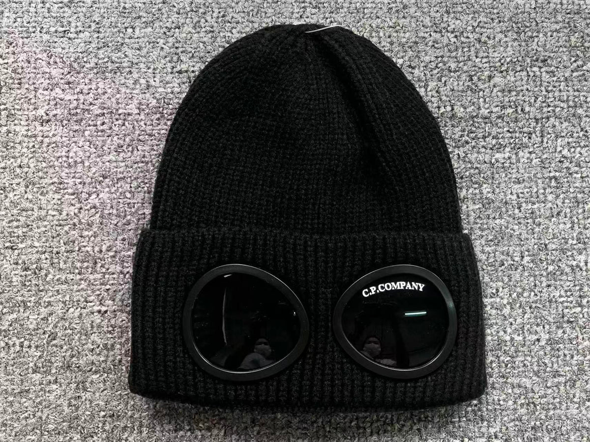 Bonnet noir à lunettes