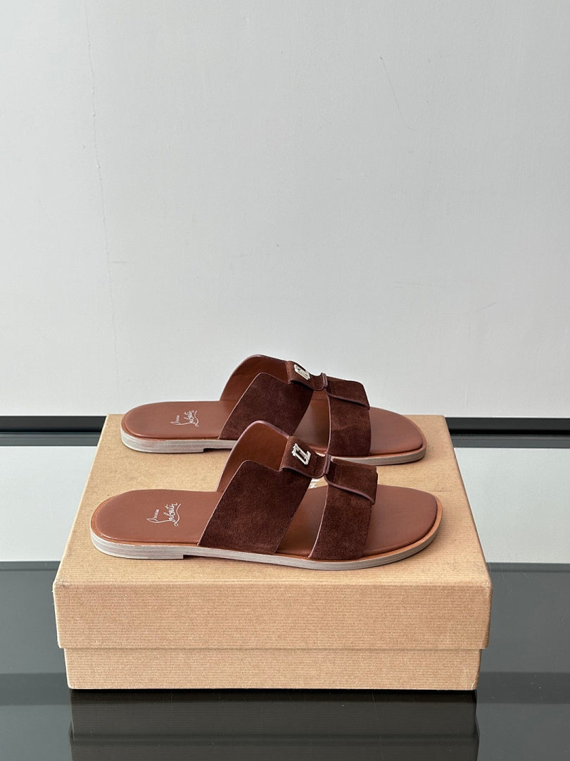 Claquettes marron