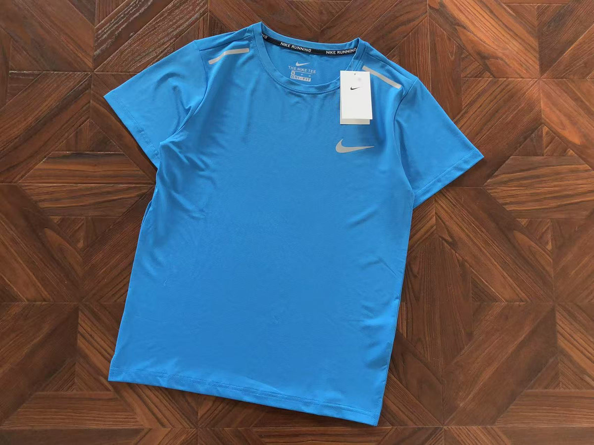 T-shirt running bleu foncé