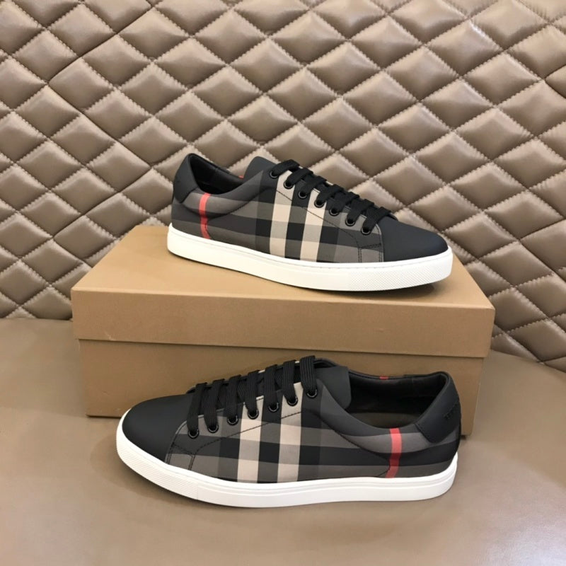 Baskets basses à carreaux beiges et noires pour homme