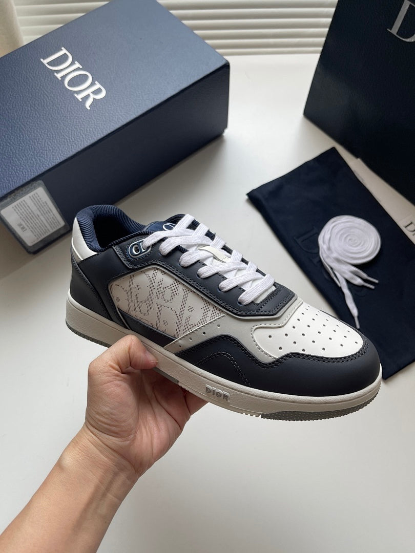 Baskets noires et blanches pour homme