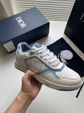 Baskets blanches et argentées pour homme